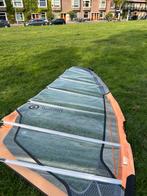 Neilpryde V6 6,5 + mast, Watersport en Boten, Windsurfen, Gebruikt, 7 m² of meer, Minder dan 250 cm, Ophalen of Verzenden
