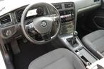 Volkswagen Golf 7.5 R-line PANORAMA TREKHAAK VIRTUAL PDC, Auto's, Volkswagen, Stof, Euro 6, Wit, Bedrijf