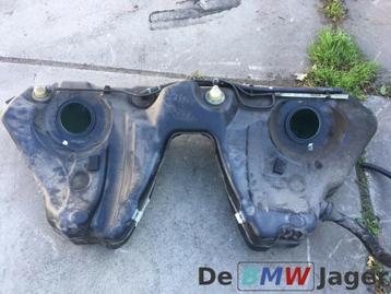 Brandstoftank voor BMW E60 530i  6760125 beschikbaar voor biedingen