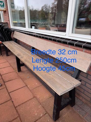 Tuinbank: Geniet van de buitenlucht! beschikbaar voor biedingen