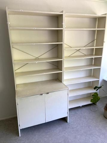 oude boekenkast MOET NU WEG
