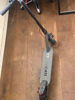 Ducattie e-step met app 3 standen met renlicht enz, Fietsen en Brommers, Steps, Ophalen of Verzenden, Zo goed als nieuw