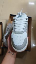 Dior B27 Low Sneakers - Nieuw!, Ophalen of Verzenden, Nieuw, Grijs, Sneakers of Gympen