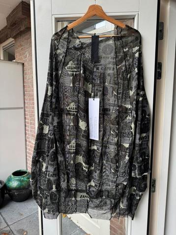 Multicolor tuniek Rundholz maat OS beschikbaar voor biedingen