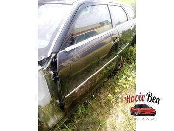 Portier 4Deurs links-voor van een Chrysler 300 C (PXR) beschikbaar voor biedingen