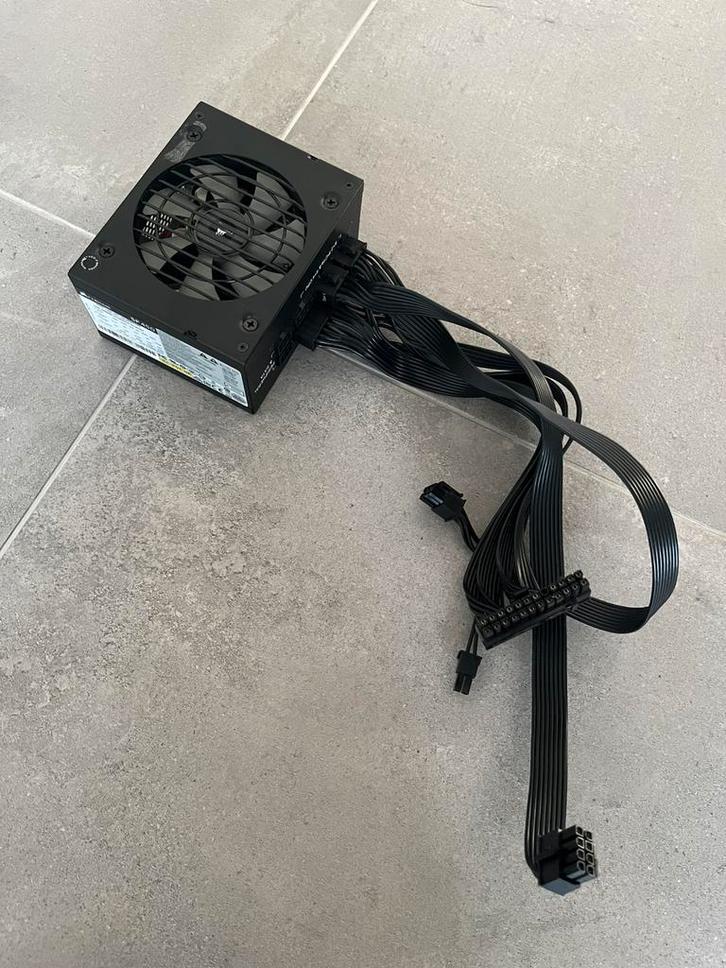 Corsair SF450 - SFX voeding, Computers en Software, Interne voedingen, Zo goed als nieuw, Ophalen