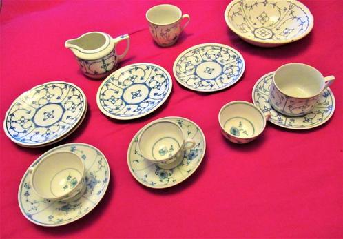 servies blauw, Huis en Inrichting, Keuken | Servies, Gebruikt, Kop(pen) en/of Schotel(s), Overige stijlen, Aardewerk, Ophalen of Verzenden