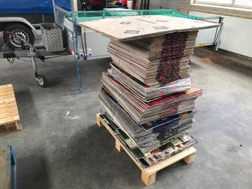 Kerst dozen relatiepakketten beschikbaar voor biedingen