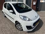 Peugeot 107 1.0 Active / Airco / 5DRS / NAP, Auto's, Voorwielaandrijving, Euro 5, Gebruikt, Met garantie (alle)