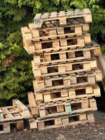 Houten Pallets - €5 per stuk beschikbaar voor biedingen