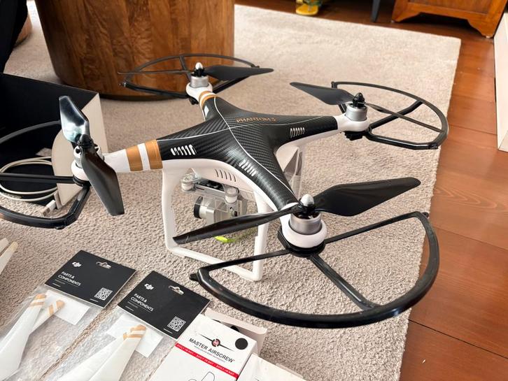 DJI Phantom 3 professional, Hobby en Vrije tijd, Modelbouw | Radiografisch | Helikopters en Quadcopters, Gebruikt, Ophalen of Verzenden