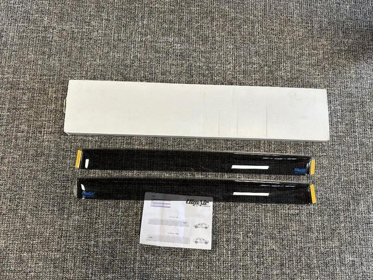 Climair zijwindschermen donker - Volkswagen Tiguan Allspace, Auto diversen, Tuning en Styling, Ophalen