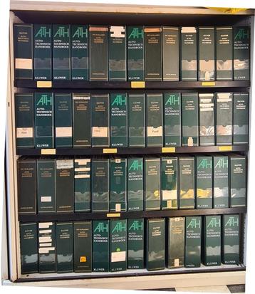 Olyslager Autotechnisch Handboek Kluwer 140 volle klappers ! beschikbaar voor biedingen