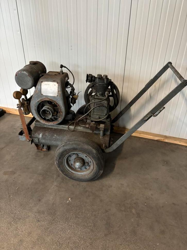 Bristol villiers compressor, Doe-het-zelf en Verbouw, Compressors, Zo goed als nieuw, 100 liter of meer, Ophalen