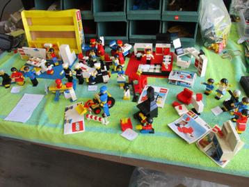 14 setjes lego van de serie 200 beschikbaar voor biedingen