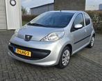 Peugeot 107 1.0-12V XS Urban Move, Voorwielaandrijving, Gebruikt, 4 stoelen, 68 pk