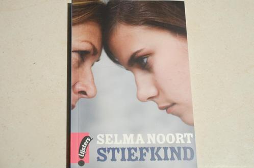 Jonge lijsters: Stiefkind / Selma Noort, Boeken, Kinderboeken | Jeugd | 13 jaar en ouder, Zo goed als nieuw, Fictie, Ophalen of Verzenden