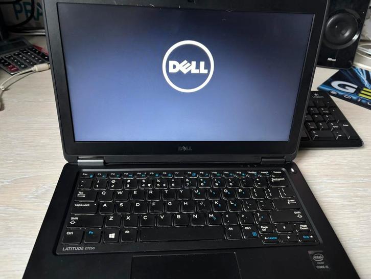 Dell laptop latitude E7250, Computers en Software, Windows Laptops, Zo goed als nieuw, 13 inch, SSD, 2 tot 3 Ghz, 8 GB, Qwerty
