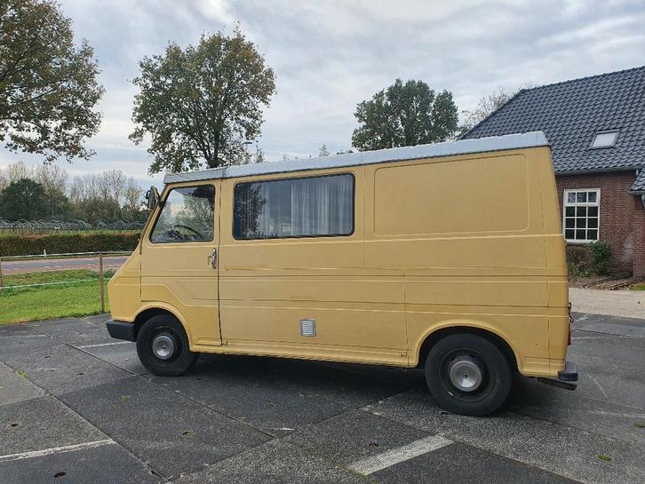 Camper FIAT 242/15D/F OLDTIMER, Caravans en Kamperen, Campers, Particulier, tot en met 2, Buscamper of Camperbus, Fiat, Fiat, Diesel