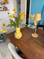 Gele vaas met superleuke kunstbloemen, Ophalen, Nieuw, Minder dan 50 cm