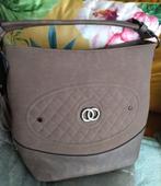 Leuke schouder/hand tas van suède, Ophalen of Verzenden, Nieuw, Bruin, Schoudertasje