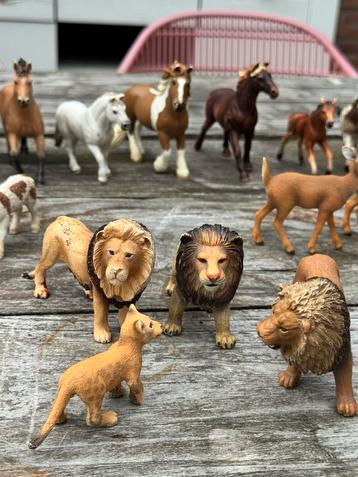 Schleich dieren verzamling - heel veel dieren beschikbaar voor biedingen