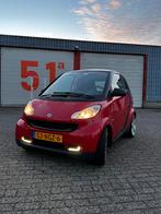 Smart ForTwo AIRCO! 1.0 45KW Coupe MHD AUT 2010 rood, Auto's, Smart, Automaat, Achterwielaandrijving, Zwart, 18 €/maand
