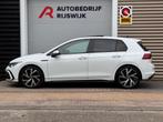 Volkswagen GOLF 1.5 eTSI R-Line Pano/Matrix/Blindspot/Camera, Auto's, 12 maanden, 4 cilinders, Wit, Bedrijf