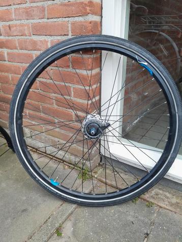 giant ease e 1 onderdelen wiel voorvork accu controller...  beschikbaar voor biedingen