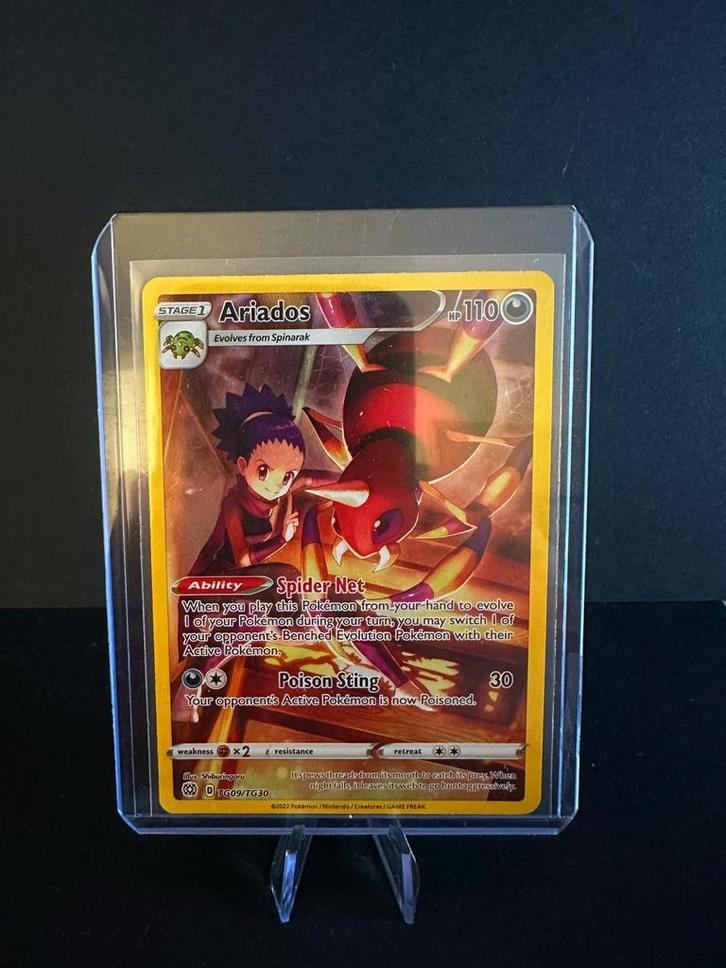 Ariados TG09, Hobby en Vrije tijd, Verzamelkaartspellen | Pokémon, Zo goed als nieuw, Ophalen of Verzenden