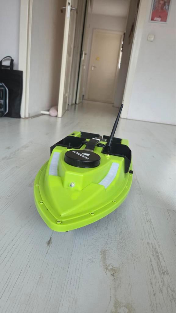 Voerboot Karpervissen met Afstandsbediening, Watersport en Boten, Hengelsport | Karpervissen, Zo goed als nieuw, Overige typen