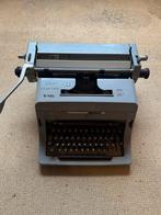 Olivetti Linea 88 Typemachine - USAF Editie, Antiek en Kunst, Ophalen of Verzenden