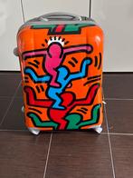 Koffer met vrolijke print van Keith Haring schilder., 50 tot 60 cm, Hard kunststof, Nieuw, Ophalen of Verzenden
