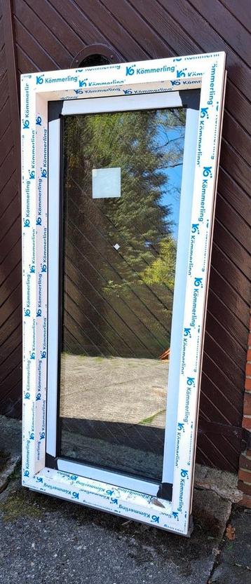 NIEUW Kunststof kozijn / Draai-Kiep HR++ 165 x 75 cm beschikbaar voor biedingen