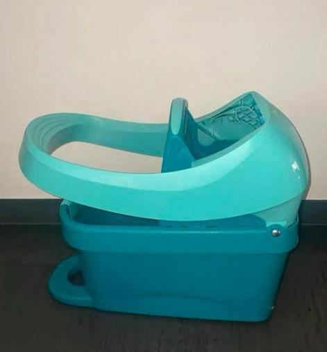 Leifheit profi emmer 8liter met pers en wielen, Huis en Inrichting, Schoonmaakartikelen, Ophalen of Verzenden