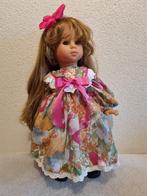 Meisjes Pop van Max Zapf  = 48 cm., Verzamelen, Poppen, Ophalen of Verzenden, Gebruikt, Pop