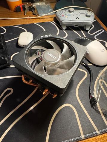 Ryzen Stock CPU Koeler met RGB beschikbaar voor biedingen