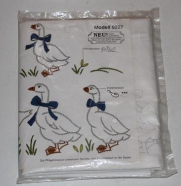 Pakket overslag handdoek om te borduren - 132844/5/a beschikbaar voor biedingen