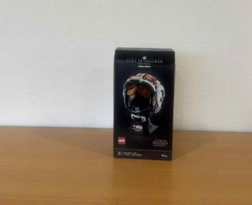 75327 - LEGO Star Wars - Luke Skywalker (Red Five) helm beschikbaar voor biedingen