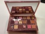 Huda Beauty Naughty Nude oogschaduw palette, Nieuw, Ophalen of Verzenden, Make-up, Overige kleuren
