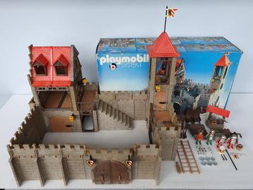 Playmobil 3450: Groot Ridderkasteel beschikbaar voor biedingen