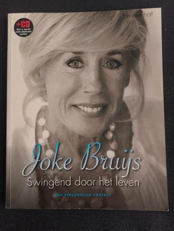 Joke Bruijs Swingend door het leven + CD beschikbaar voor biedingen