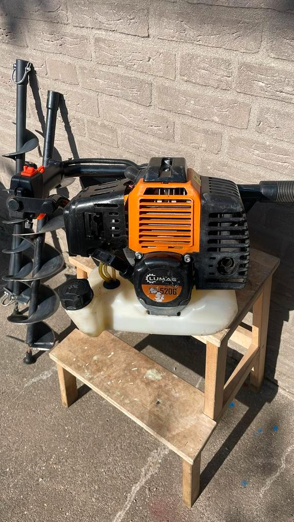 Lumag EB520G motorpalenboor weinig gebruikt boor 10 en 15, Tuin en Terras, Hand-tuingereedschap, Grondboor, Ophalen of Verzenden