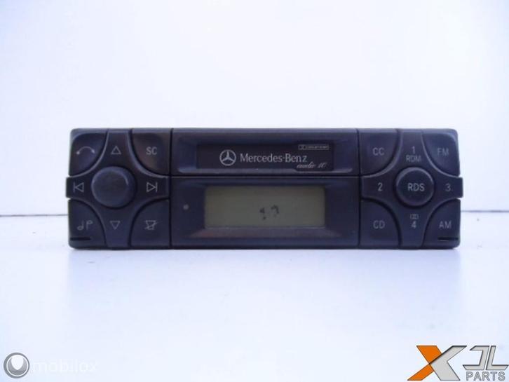 E-KLASSE W210 RADIO CASSETTE CLASSIC A2108200986, Auto-onderdelen, Dashboard en Schakelaars, Mercedes-Benz, Gebruikt, Ophalen of Verzenden