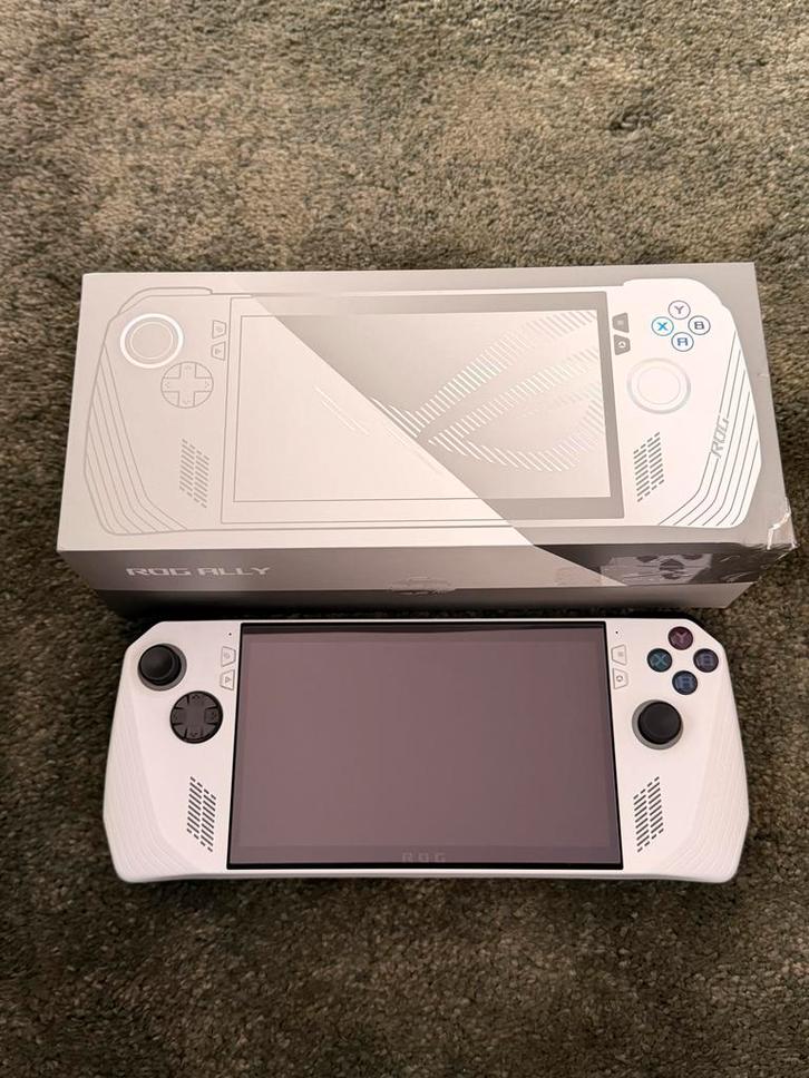 ROG Ally Extreme 1TB SSD (met veel extra’s), Spelcomputers en Games, Spelcomputers | Overige, Zo goed als nieuw, Ophalen of Verzenden