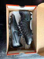 Voetbalschoenen maat 42, Ophalen, Schoenen, Zo goed als nieuw, Maat S