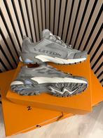 Louis Vuitton Sneakers - Nieuwstaat!, Kleding | Heren, Schoenen, Ophalen of Verzenden
