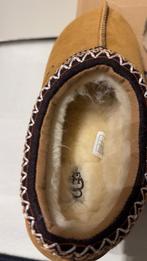 Nieuwe Ugg Tasman Bruin met doos, Ophalen of Verzenden, Nieuw, Bruin, Pantoffels of Sloffen