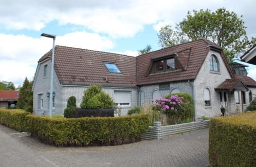 Landelijk gelegen ruime woning net over de grens Duitsland, Huizen en Kamers, Huizen te koop, Groningen, 1000 tot 1500 m², Vrijstaande woning