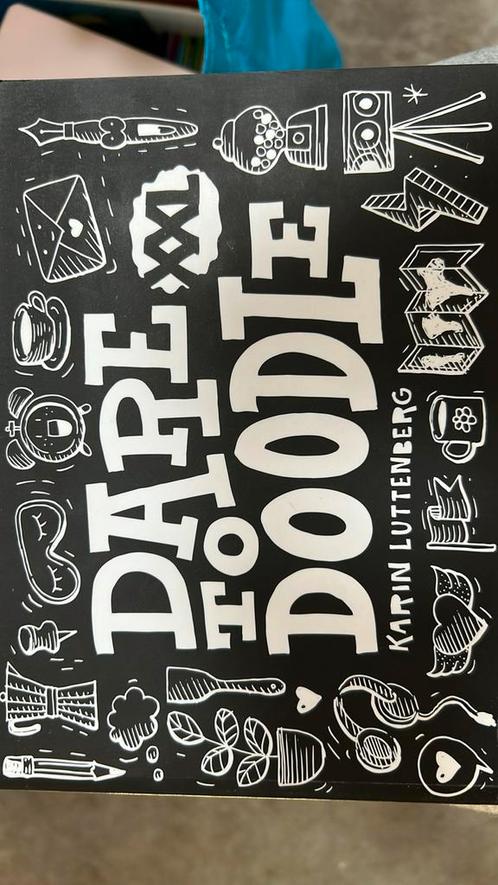 Dare to doodle XXL van Karin Luttenberg, Boeken, Overige Boeken, Zo goed als nieuw, Ophalen of Verzenden